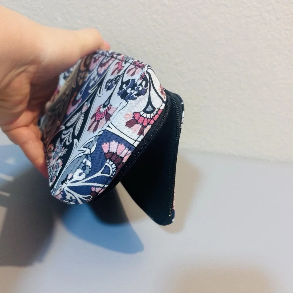 Vera Bradley Ornate Blooms Cosmetic Organizer Zip Case  Travel Makeup Storage‎